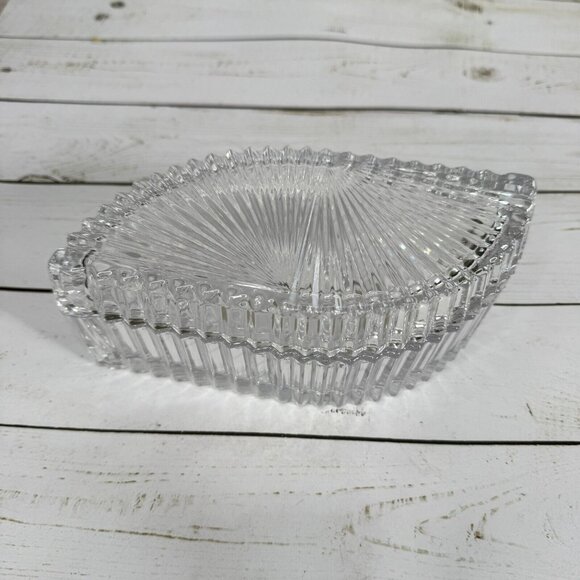 Mikasa Diamond Fire Crystal Glass Covered Trinket Box Leaf Shape WY247/930 - Picture 2 of 14